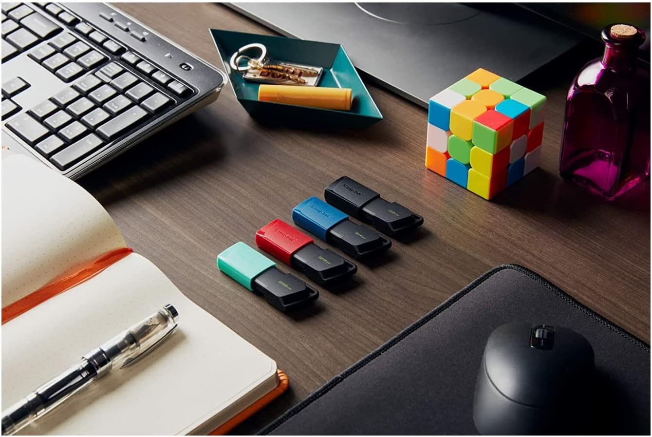 USB 3.2 MEMORIA KINGSTON 64GB DT EXODIA M TAPA DESLIZABLE (NEGRA-AZUL)