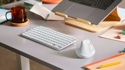Mouse Logitech Lift - Bluetooth - USB - Óptico - 6 Botón(es) - Grafito - Inalámbrico - 4000 Dpi - Rueda de Desplazamiento - Peque?o/mediano Tamaño de la Mano/palma