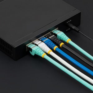 Cable de Red StarTech.com NLWH-5F-CAT6A-PATCH | 1.5m, 10Gbps, Snagless